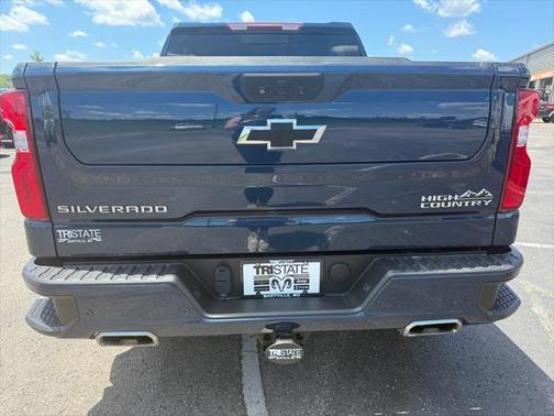 2022 Chevrolet Silverado 1500 High Country