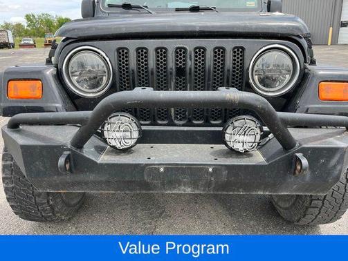 Black Clearcoat/Medium Gray Hard Top 2005 Jeep Wrangler X