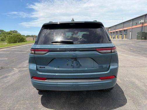 Steel Blue 2026 Jeep Grand Cherokee Limited