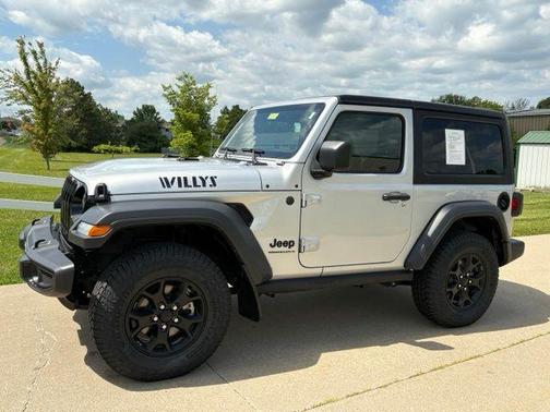 Silver Zynith Clearcoat 2023 Jeep Wrangler Sport S
