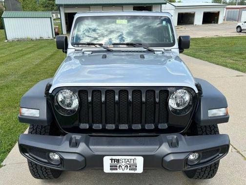 Silver Zynith Clearcoat 2023 Jeep Wrangler Sport S
