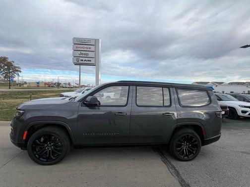 2023 Jeep Grand Wagoneer Obsidian 4x4