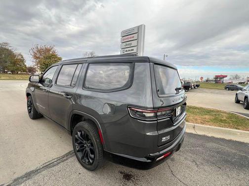 2023 Jeep Grand Wagoneer Obsidian 4x4