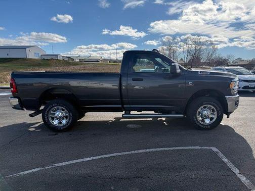 2024 RAM 3500 Tradesman Regular Cab 4x4 8' Box
