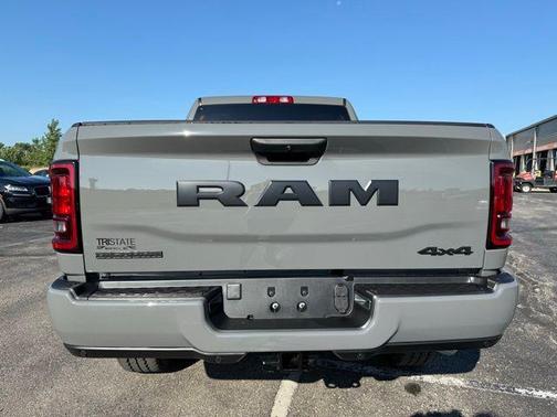 2025 RAM 2500 Big Horn Crew Cab 4x4 6'4' Box