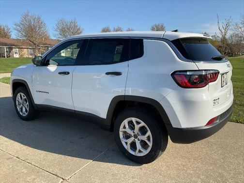 2025 Jeep Compass Sport