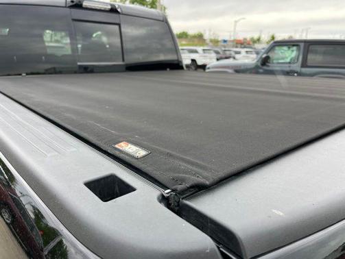 Diamond Black Crystal Pearlcoat 2023 RAM 1500 Longhorn