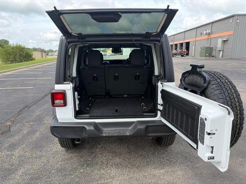 Bright White Clearcoat 2026 Jeep Wrangler Sport