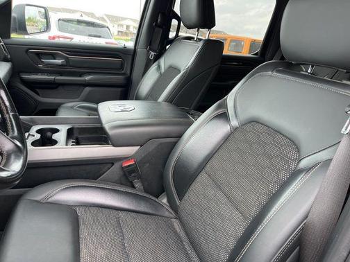 Billet Silver Metallic 2022 RAM 1500 Sport