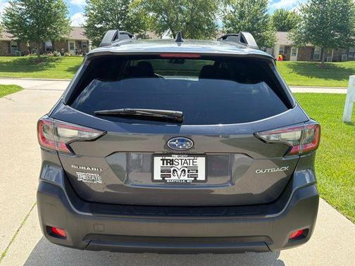 Magnetite Gray Metallic 2025 Subaru Outback Premium