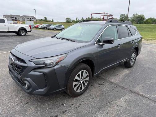 Magnetite Gray Metallic 2025 Subaru Outback Premium