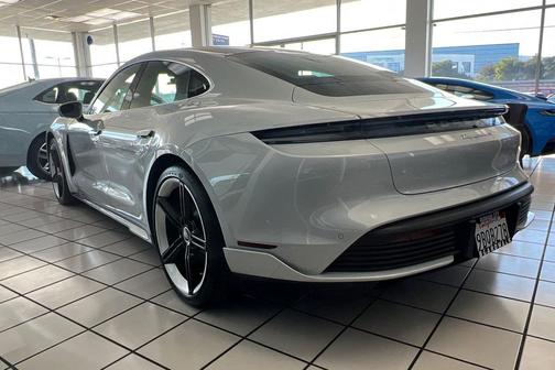2022 Porsche Taycan 4S