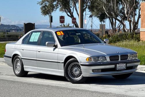 2001 BMW 740 740i