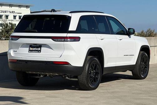 2025 Jeep Grand Cherokee Altitude