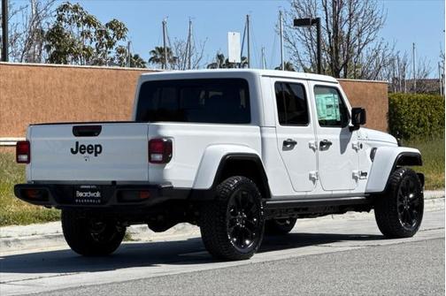 2025 Jeep Gladiator Nighthawk