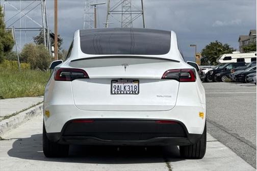 2022 Tesla Model Y Performance Dual Motor All-Wheel Drive