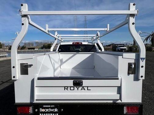 2024 RAM 3500 Tradesman Crew Cab 4x4 8' Box