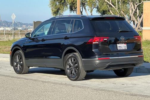 2022 Volkswagen Tiguan 2.0T SE 4MOTION