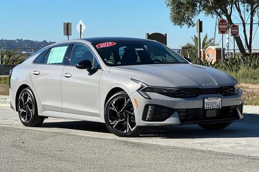 2025 Kia K5 GT-Line