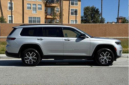2025 Jeep Grand Cherokee Limited X