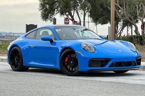 2024 Porsche 911 Carrera GTS