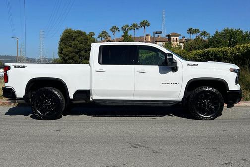 Summit White 2025 Chevrolet Silverado 2500 LTZ