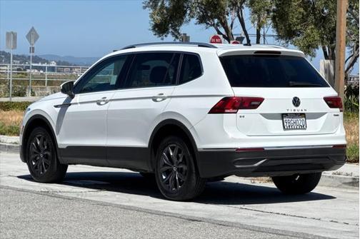 2022 Volkswagen Tiguan 2.0T SE 4MOTION