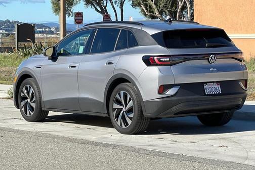 2024 Volkswagen ID.4 Pro