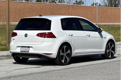 2016 Volkswagen Golf GTI 2.0T S 4-Door