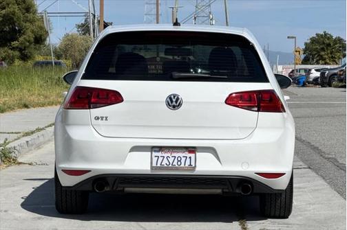 2016 Volkswagen Golf GTI 2.0T S 4-Door