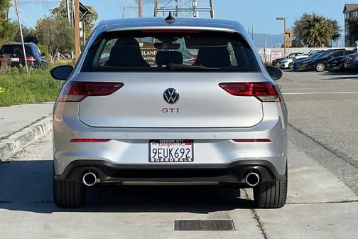 2023 Volkswagen Golf GTI 2.0T S DSG