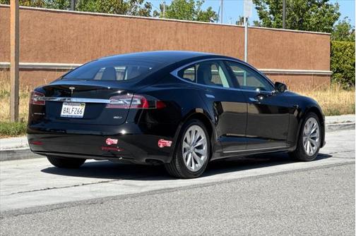 2017 Tesla Model S 90D
