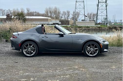 2017 Mazda MX-5 Miata RF Launch Edition