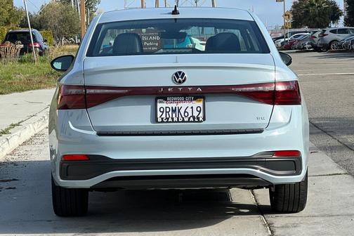 2025 Volkswagen Jetta 1.5T SE