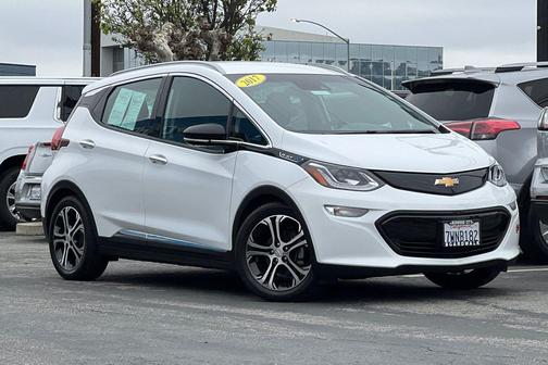 Summit White 2017 Chevrolet Bolt EV Premier