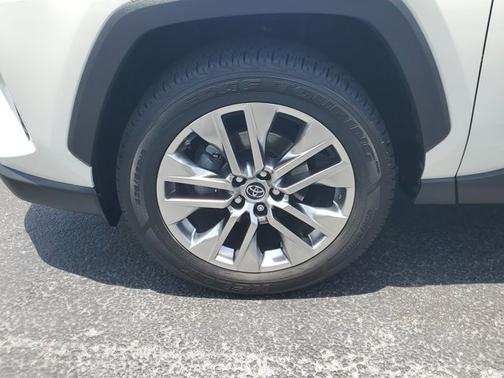 2019 Toyota RAV4 LIMITED
