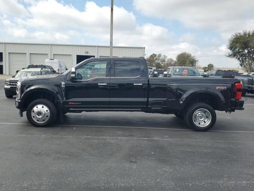 2024 Ford F-450 PLATINUM DRW