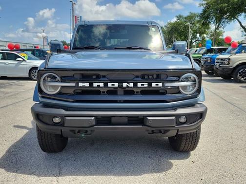 AZURE GRAY MET TRI-COAT 2025 Ford Bronco OUTER BANKS