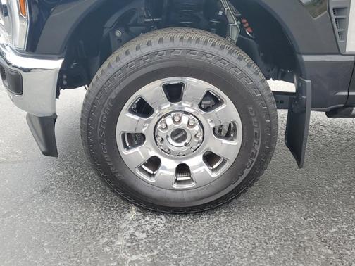 2025 Ford F-350 KING RANCH