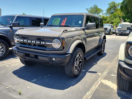 MARSH GRAY 2025 Ford Bronco OUTER BANKS