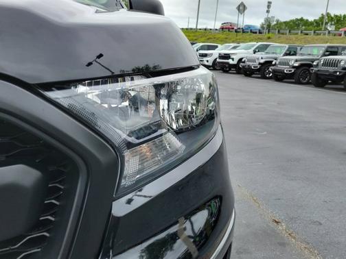 SHADOW BLACK 2022 Ford Ranger XLT