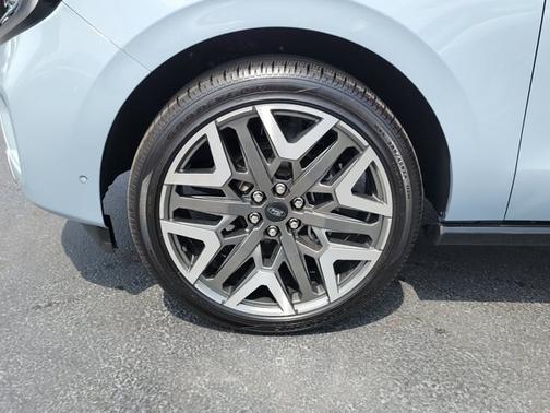 GLACIER GRAY METALLIC TC 2025 Ford Expedition PLATINUM