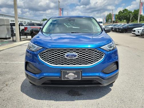 ATLAS BLUE 2024 Ford Edge SE