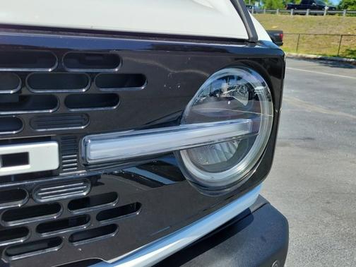 OXFORD WHITE 2025 Ford Bronco BADLANDS