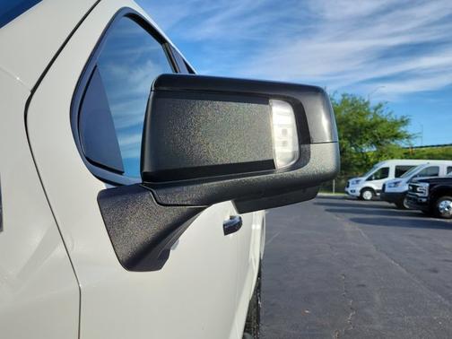 Summit White 2024 Chevrolet Silverado 1500 LT TRAIL BOSS