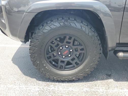 2021 Toyota 4Runner VENTURE