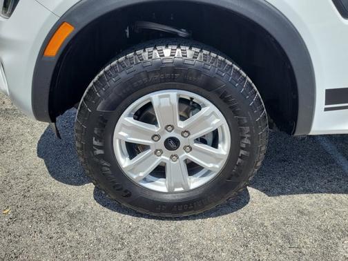 OXFORD WHITE 2025 Ford Ranger XL