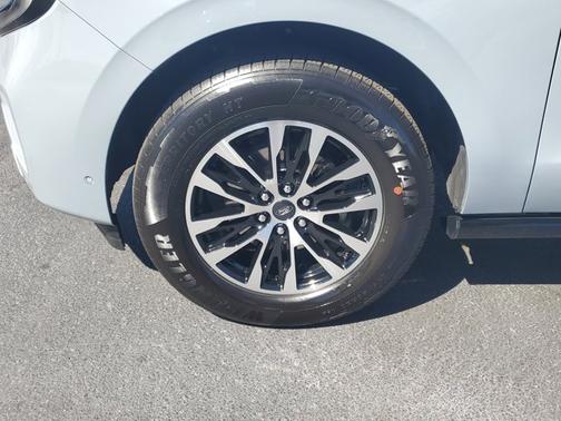 GLACIER GRAY METALLIC TC 2025 Ford Expedition PLATINUM