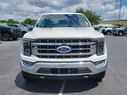 STAR WHITE METALLIC TRICOAT 2022 Ford F-150 LARIAT