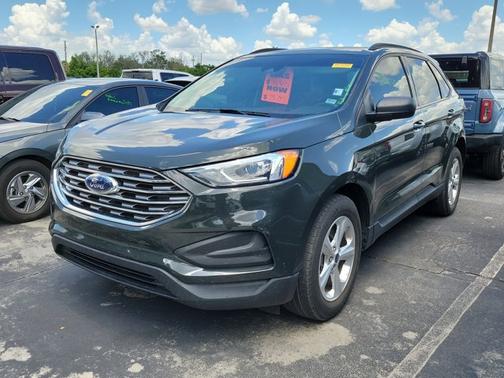 FORGED GREEN 2022 Ford Edge SE